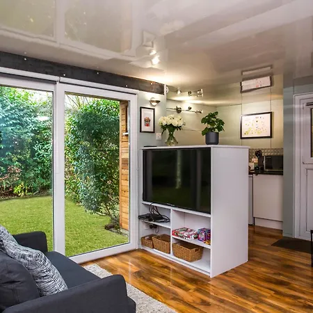 Stylish With Huge Garden