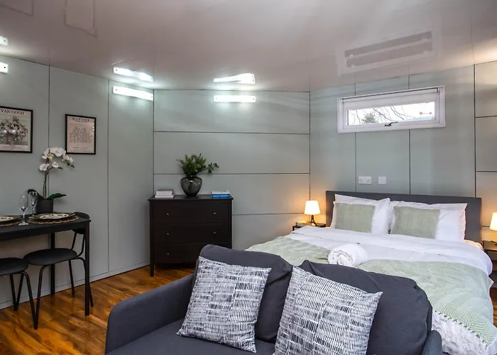 Apartamento Stylish With Huge Garden