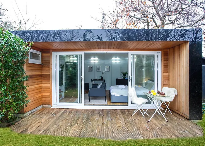 Stylish With Huge Garden Apartamento Harrogate